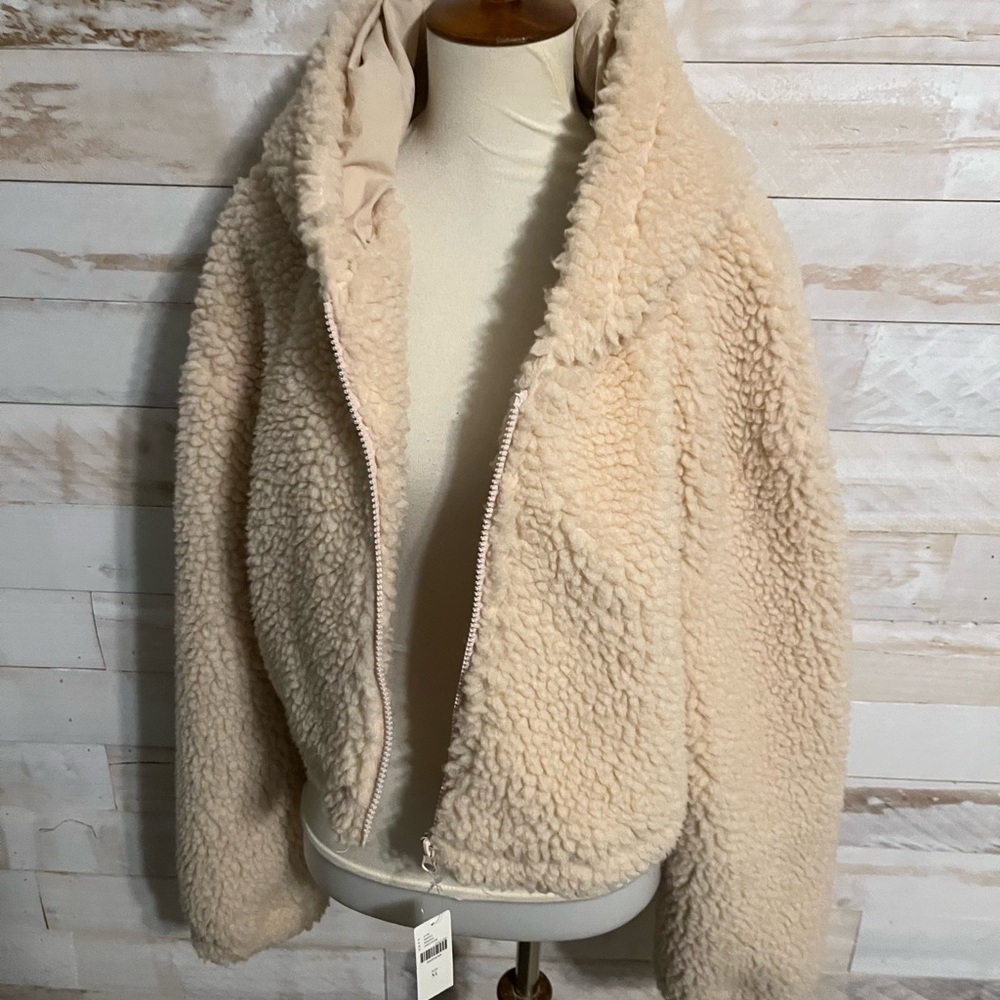 NWT Anthropologie size XS faux shearling crop zip up jacket - Picture 4 of 12